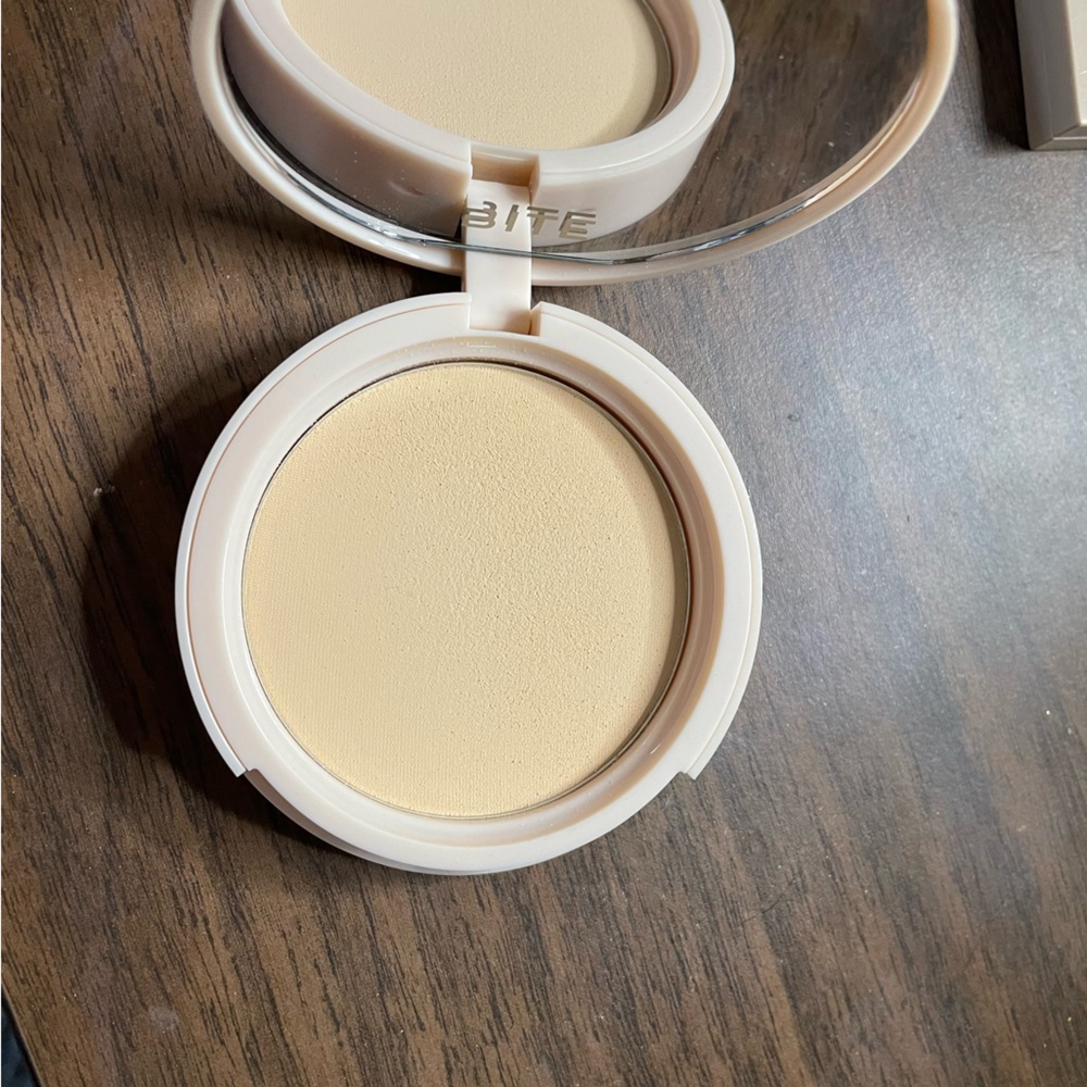 Bite Changemaker Powder Set - Picture 3 of 5